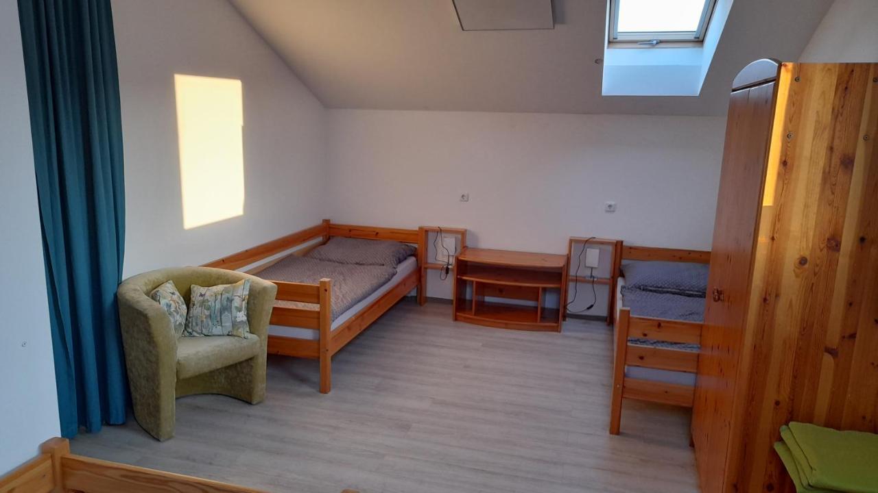Tolnaricum Apartments Kostendorf 外观 照片